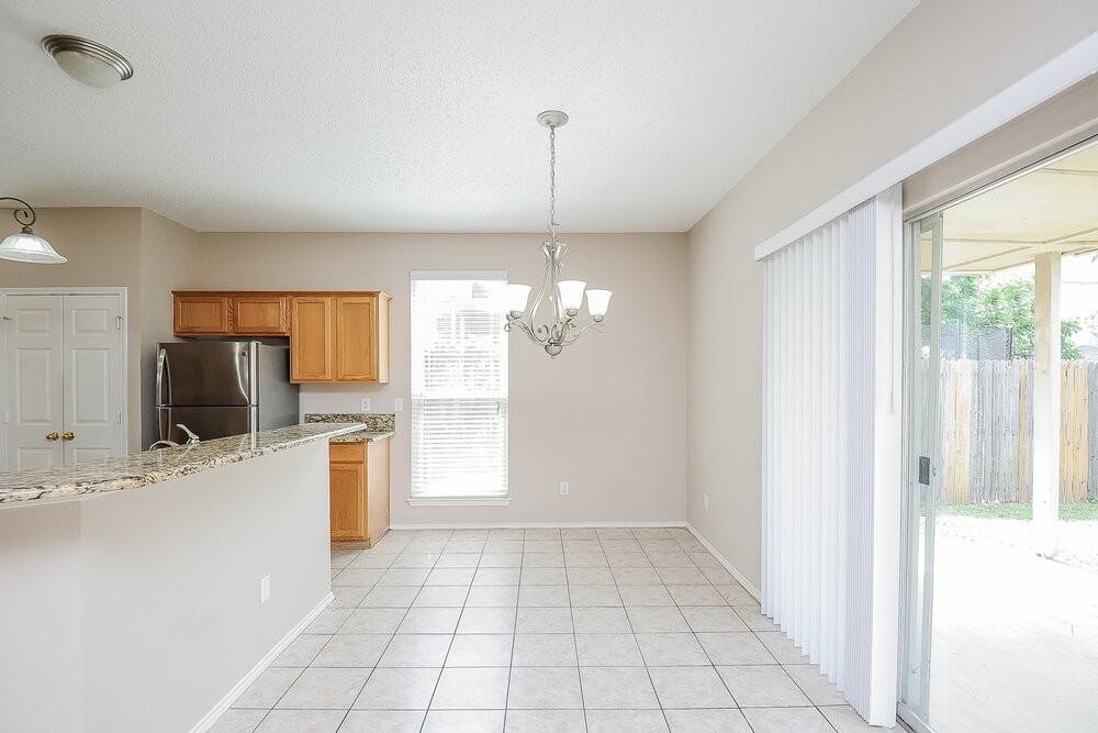 5029 Lodgepole Ln - Photo 6 of 16