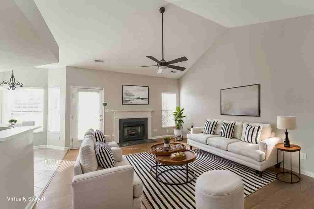 4031 Huntmeadow Dr - Photo 5 of 19