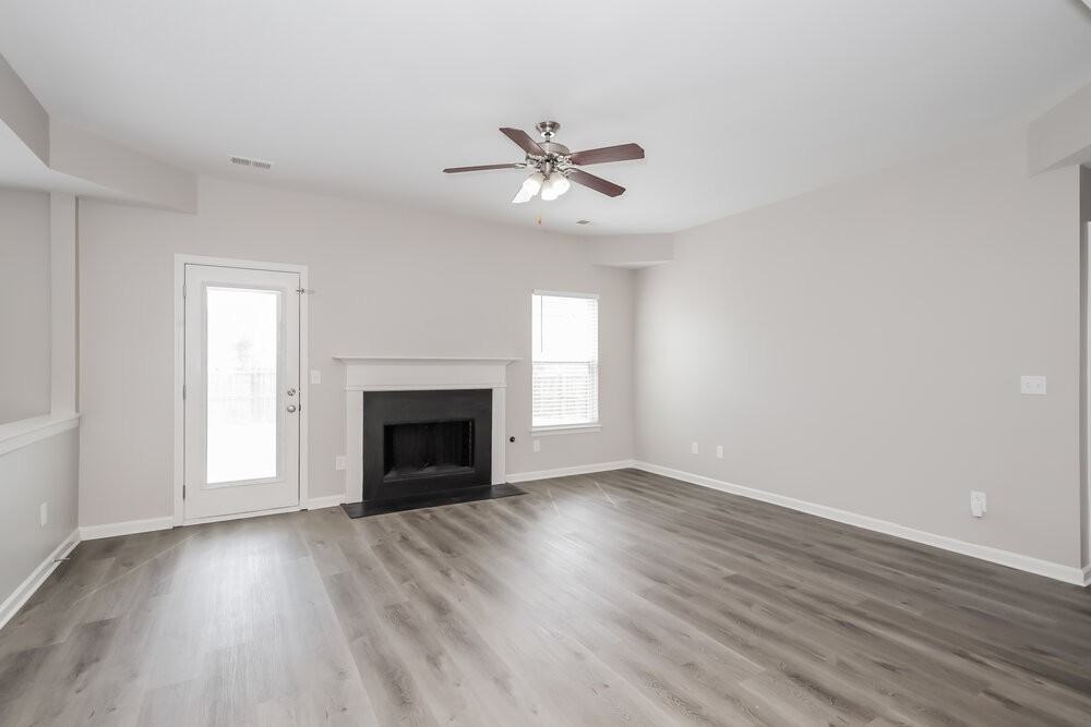 11658 Kades Trl - Photo 4 of 17