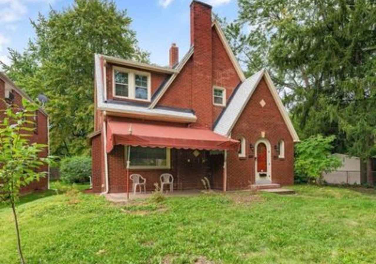 4224 Chester Dr - Photo 3 of 14
