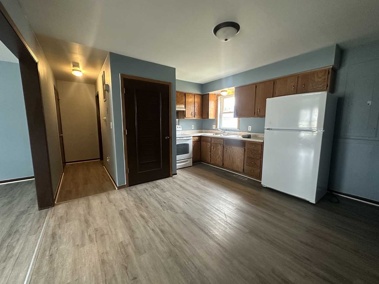 2837 17th St #1 - Photo 3 of 11