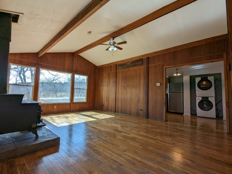 320 Beaver Creek Rd - Photo 5 of 26
