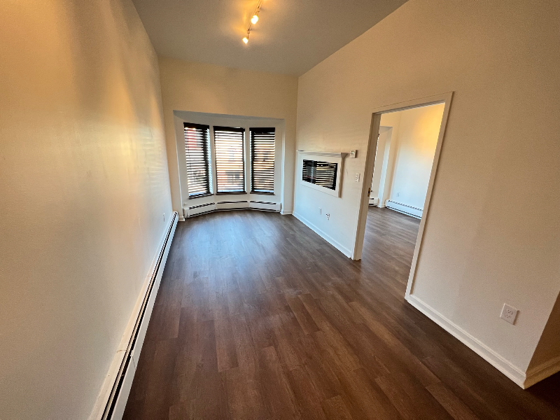 1281 Liberty St #203 - Photo 4 of 16
