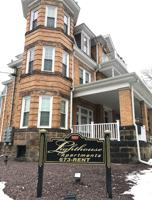 featured image of 1201 Chestnut St #3