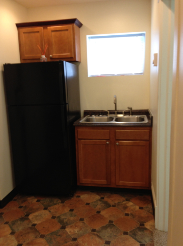 1201 Chestnut St #3 - Photo 4 of 7