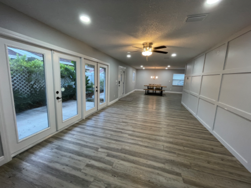 310 E Gladys St - Photo 3 of 17