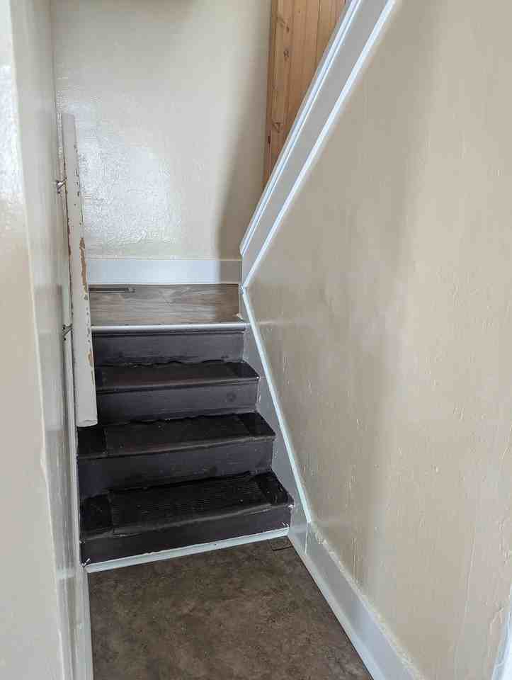 285 14th St - Photo 7 of 14