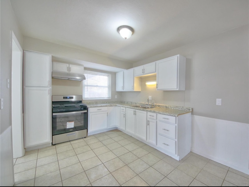 10343 Durness Dr - Photo 3 of 8