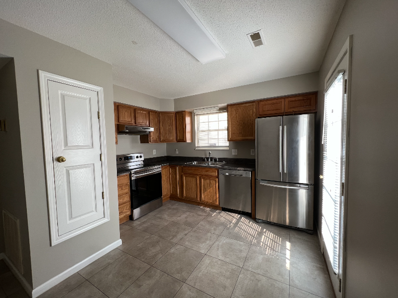 4737 Scepter Way - Photo 2 of 11