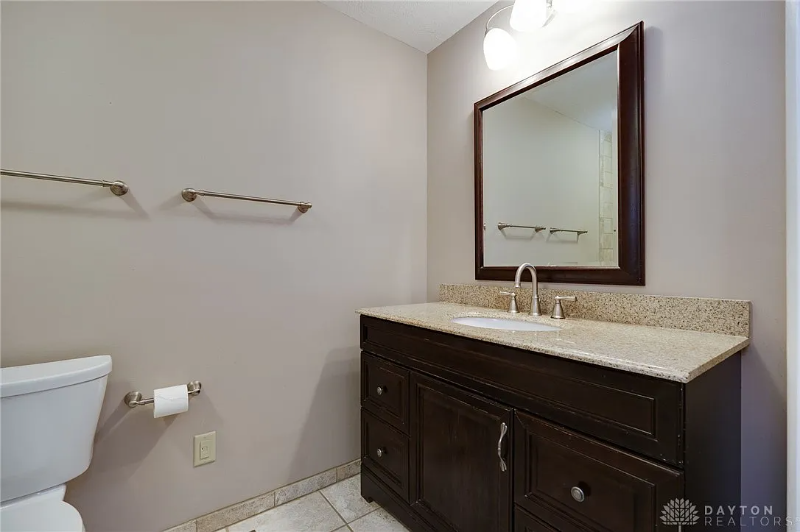 5660 Overbrooke Rd - Photo 7 of 7