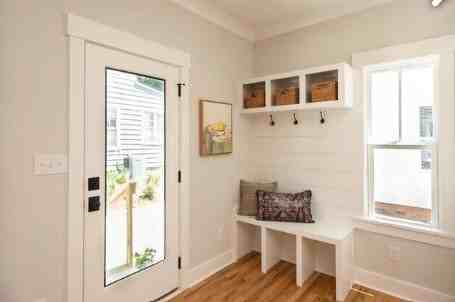 930 Englewood Ave - Photo 6 of 11