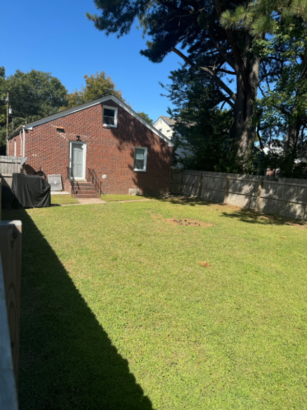 247 Chautauqua Ave - Photo 2 of 18