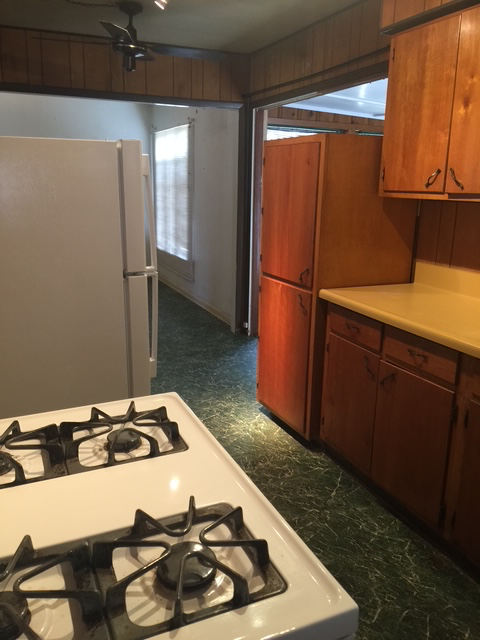 260 Kenmar Dr - Photo 5 of 20