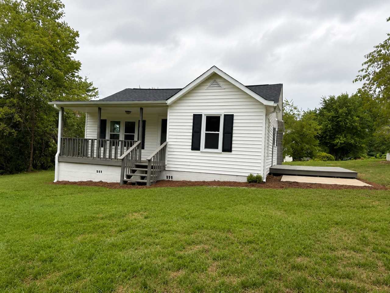 1845 Arbor Grove Church Rd - Photo 3 of 7
