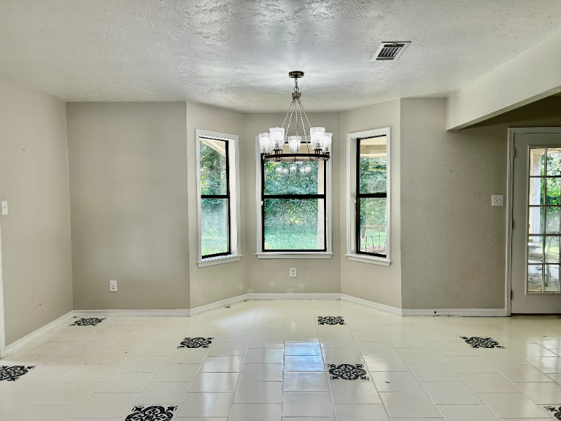 1804 Byron Dr - Photo 6 of 16