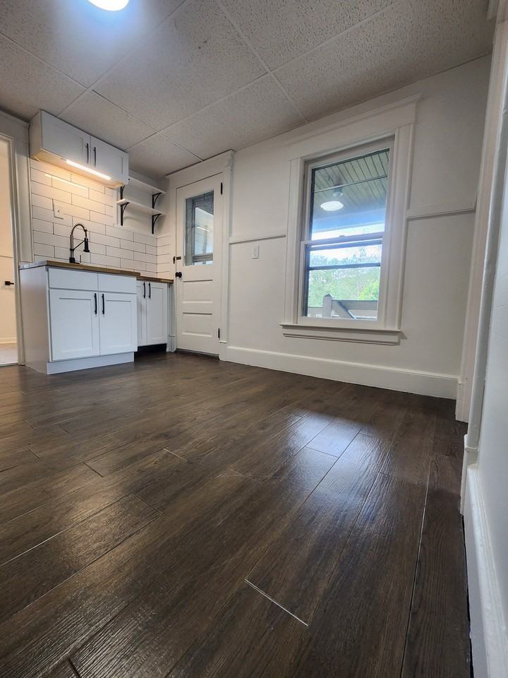754 Chenango St #2 - Photo 4 of 11