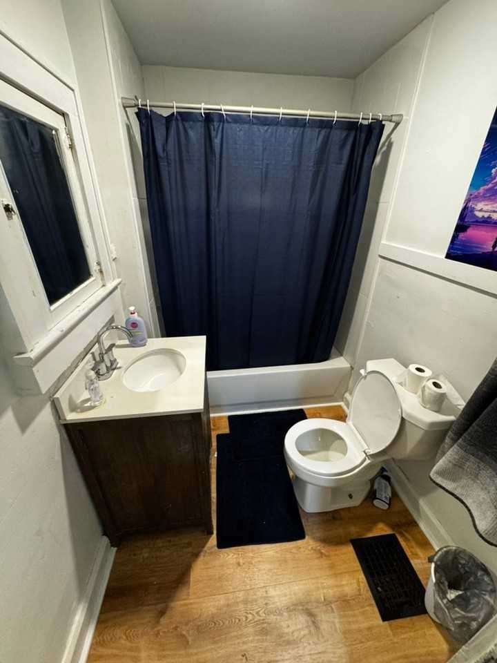 556 N Oxford St #A - Photo 5 of 5