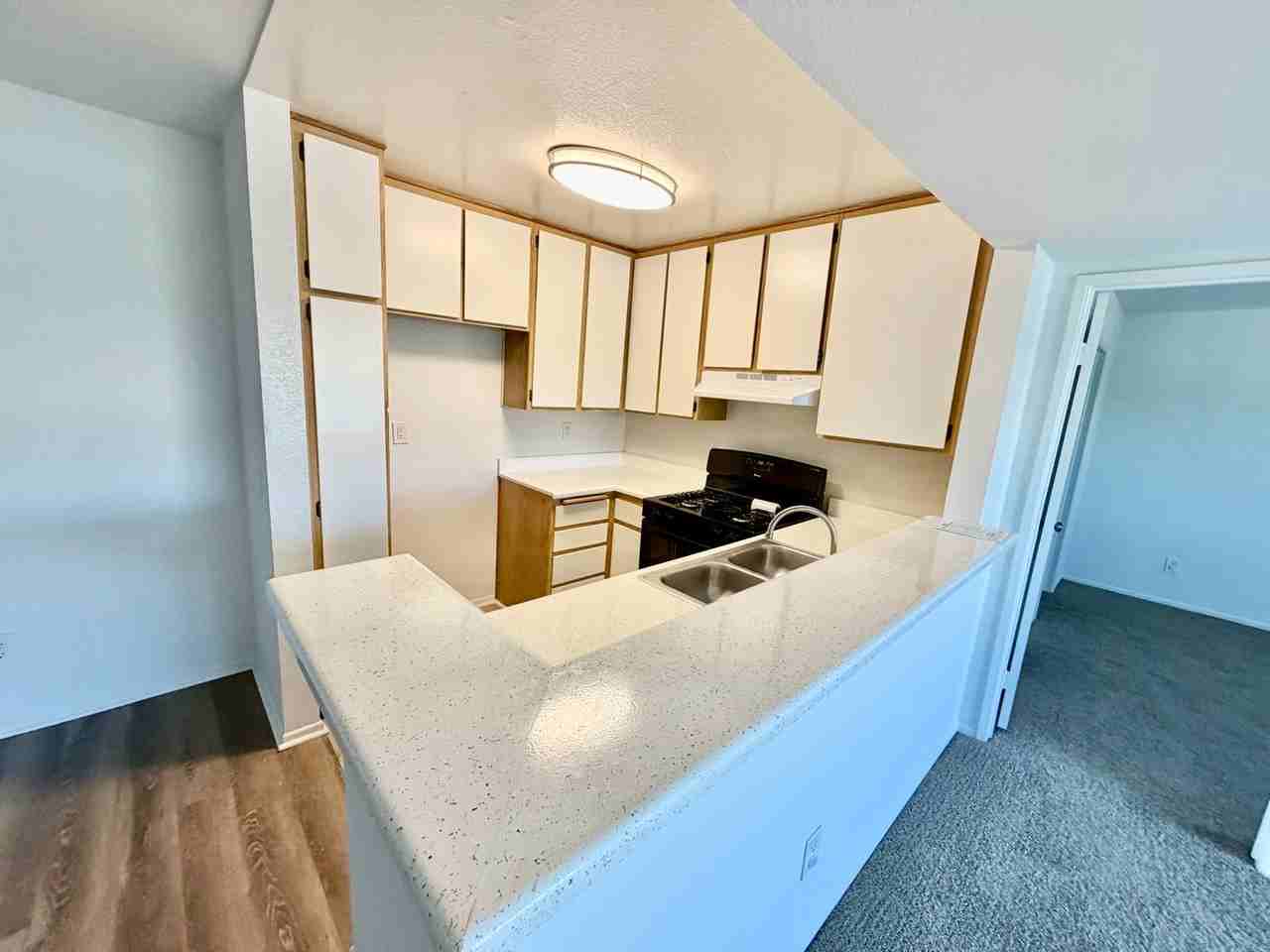 Lassen Apartments - Photo 7 of 24