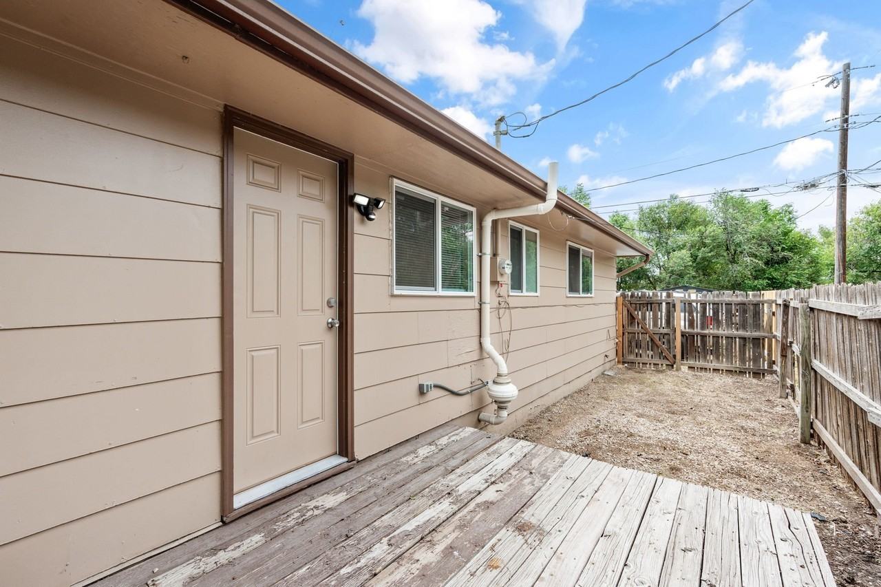 7185 Alegre Cir #7185ALEGRE - Photo 4 of 17