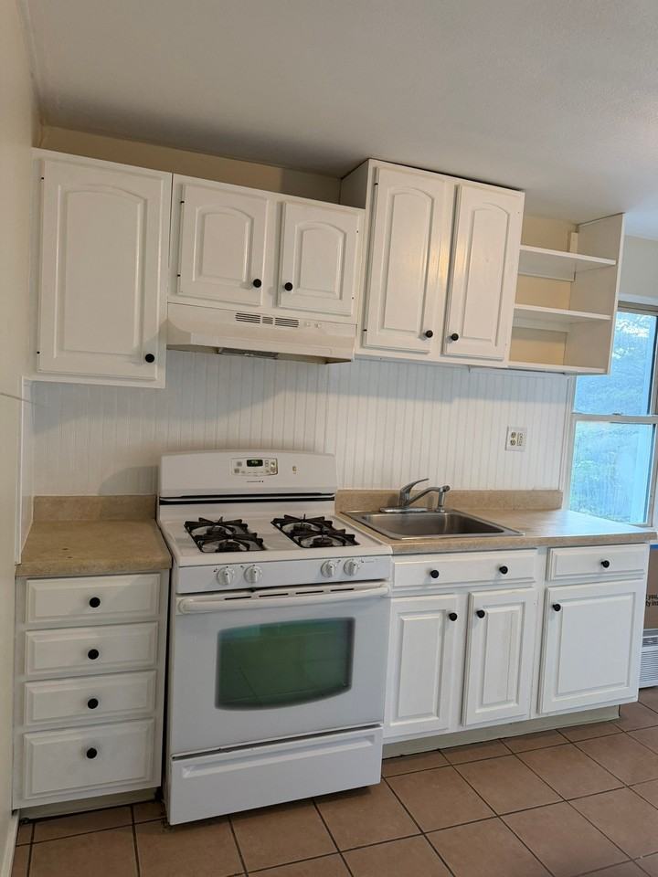 15 E Adams Ave #2ndFL - Photo 2 of 11