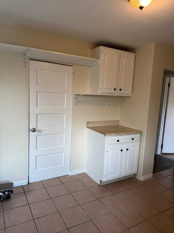 15 E Adams Ave #2ndFL - Photo 4 of 11