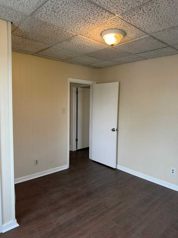 15 E Adams Ave #2ndFL - Photo 7 of 11