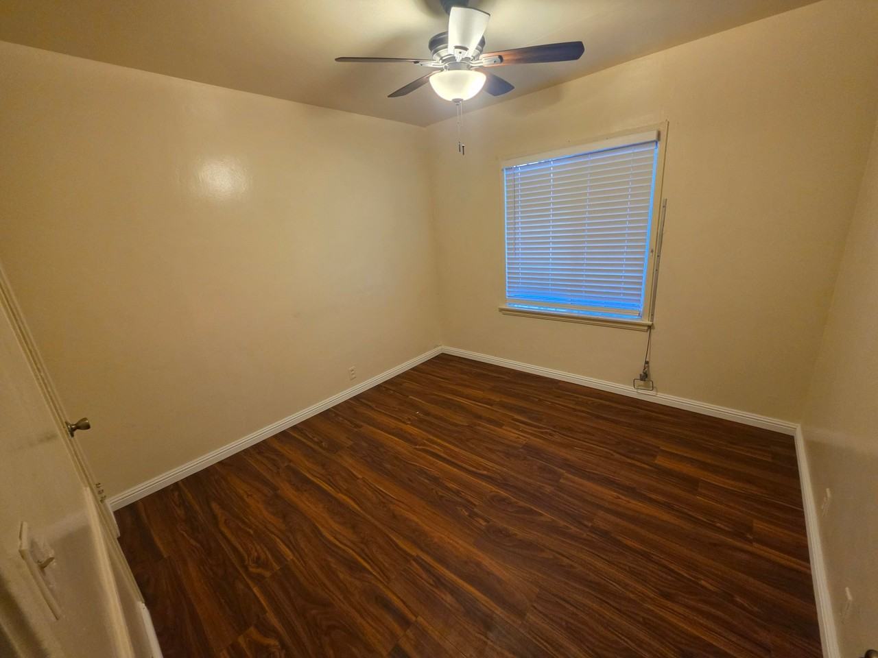6901 8th Ave - Photo 6 of 14