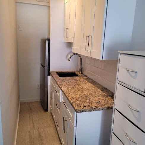 307 Elizabeth St - Photo 5 of 6
