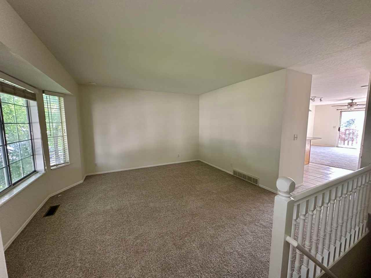 8146 S Angel St - Photo 4 of 17
