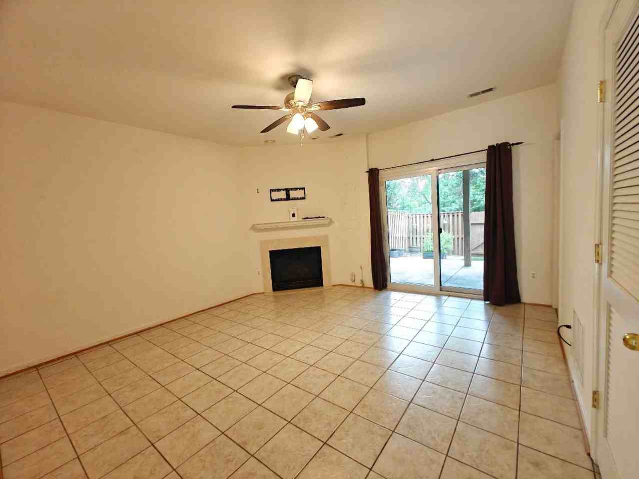 13030 Park Crescent Cir - Photo 7 of 23