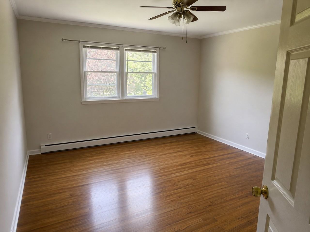 4 Laird Dr - Photo 4 of 10