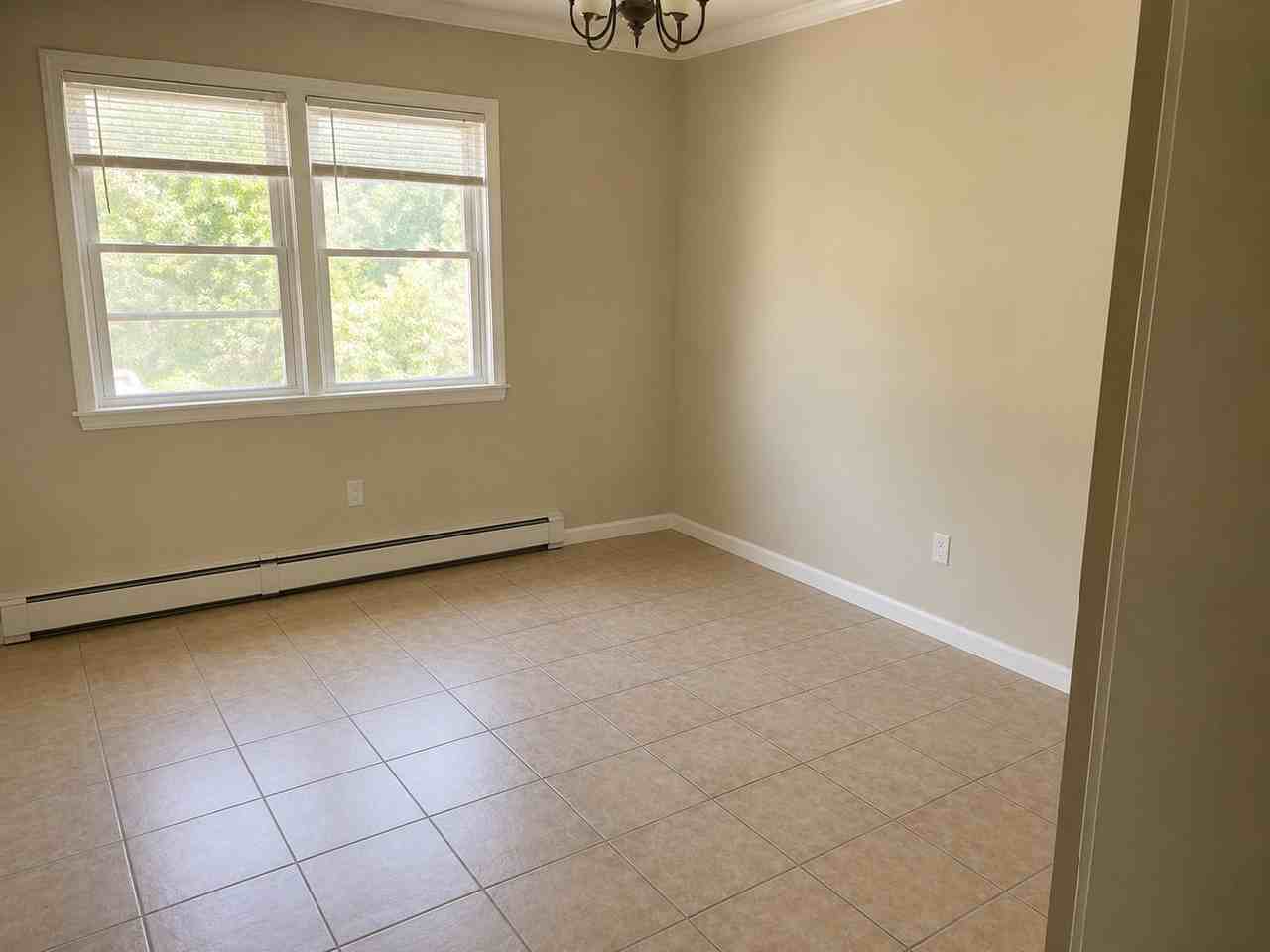 4 Laird Dr - Photo 6 of 10