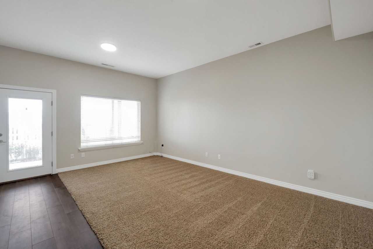 8961 N Cottage Canyon Dr - Photo 5 of 21