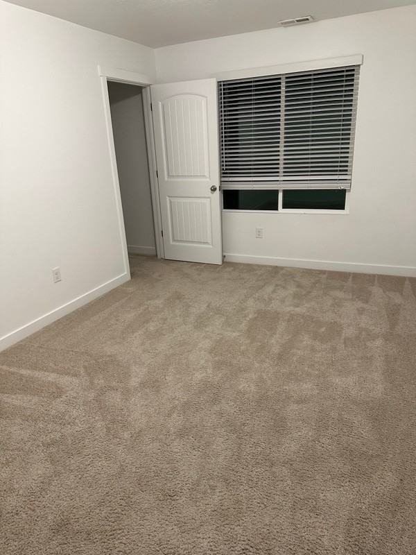 354 E Black Creek Ln - Photo 7 of 13