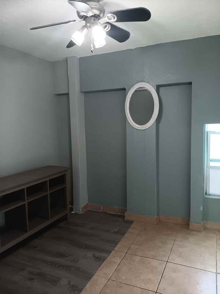 4D 10th Ave - Photo 2 of 8