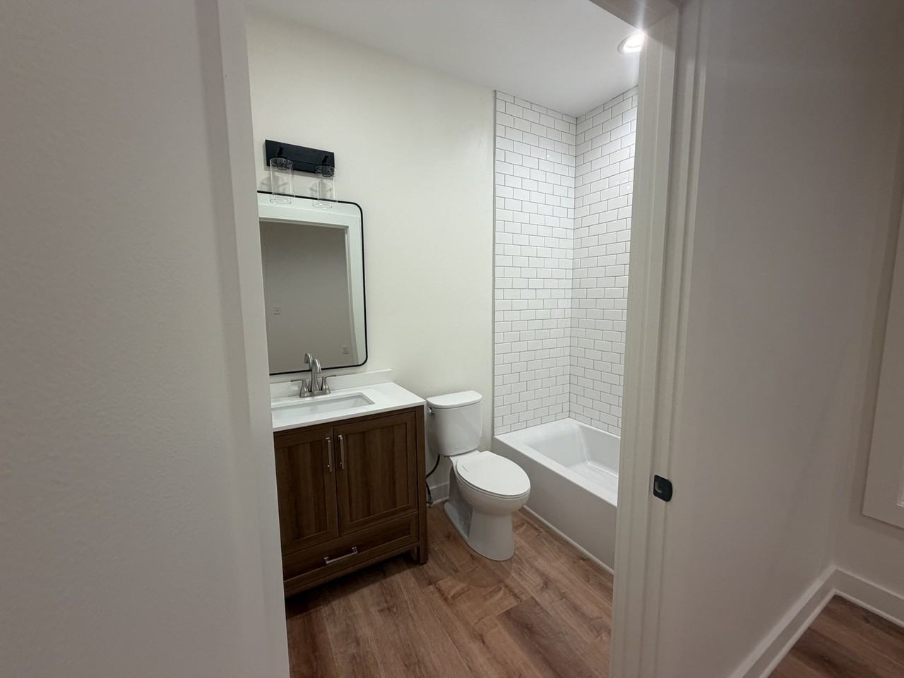 203 W Main St - Photo 7 of 11