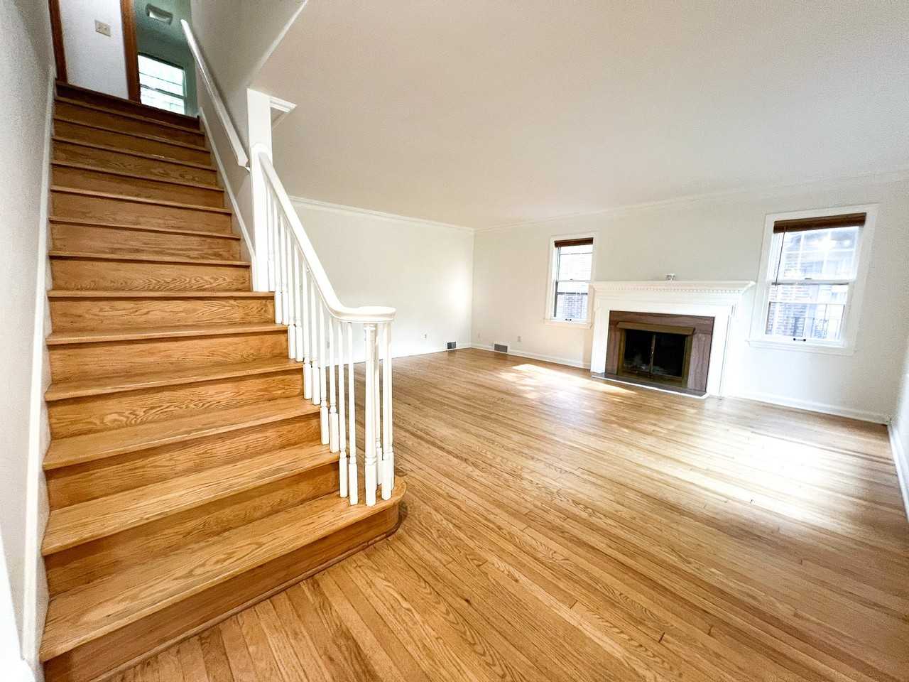 94 Jennette Dr - Photo 2 of 20