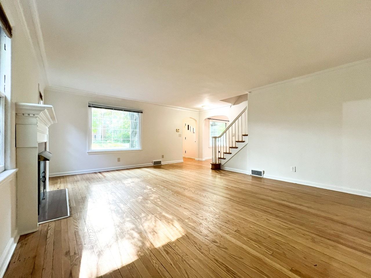 94 Jennette Dr - Photo 3 of 20