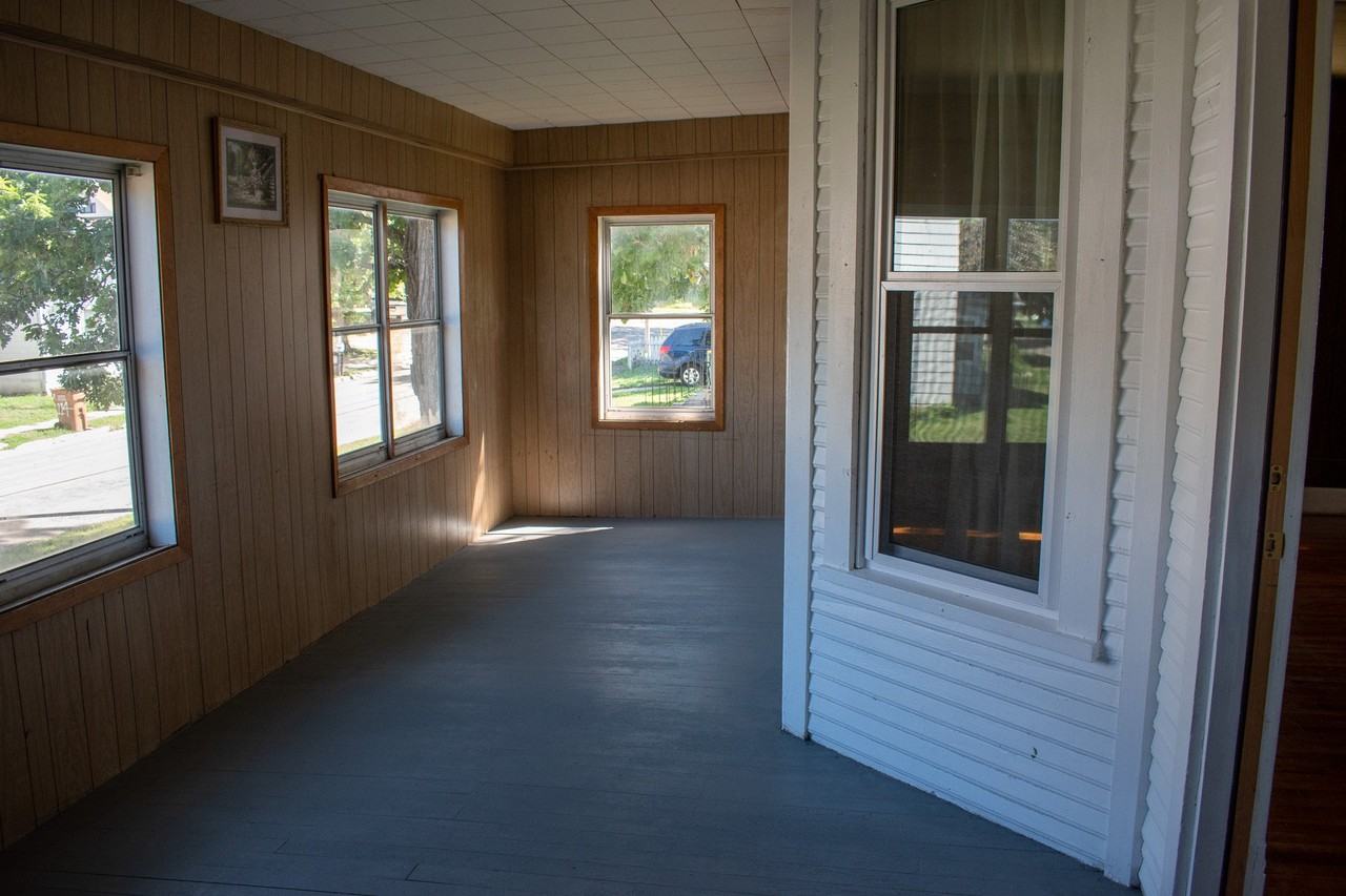 701 Water St #1 - Photo 5 of 22