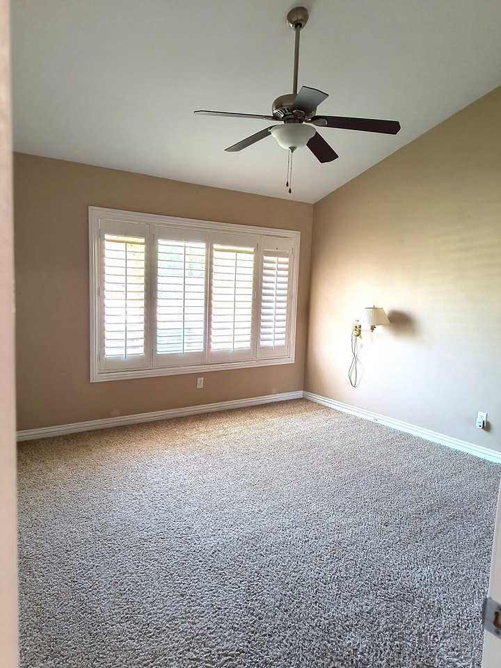 6553 Grant St - Photo 7 of 18