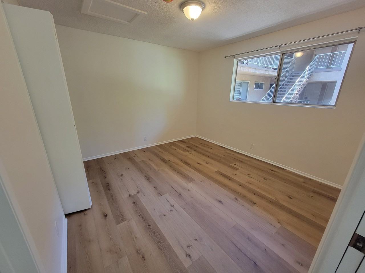 13530 Leadwell St #5 - Photo 7 of 16