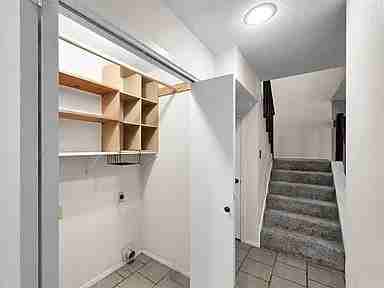 1084 Sunmeadow Dr - Photo 6 of 15