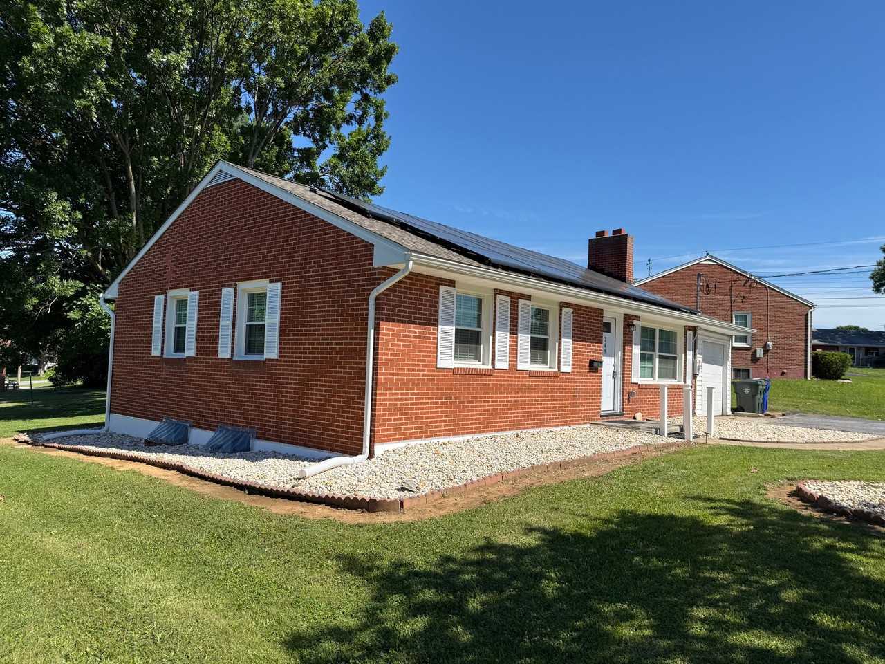 249 Daycotah Ave - Photo 4 of 38