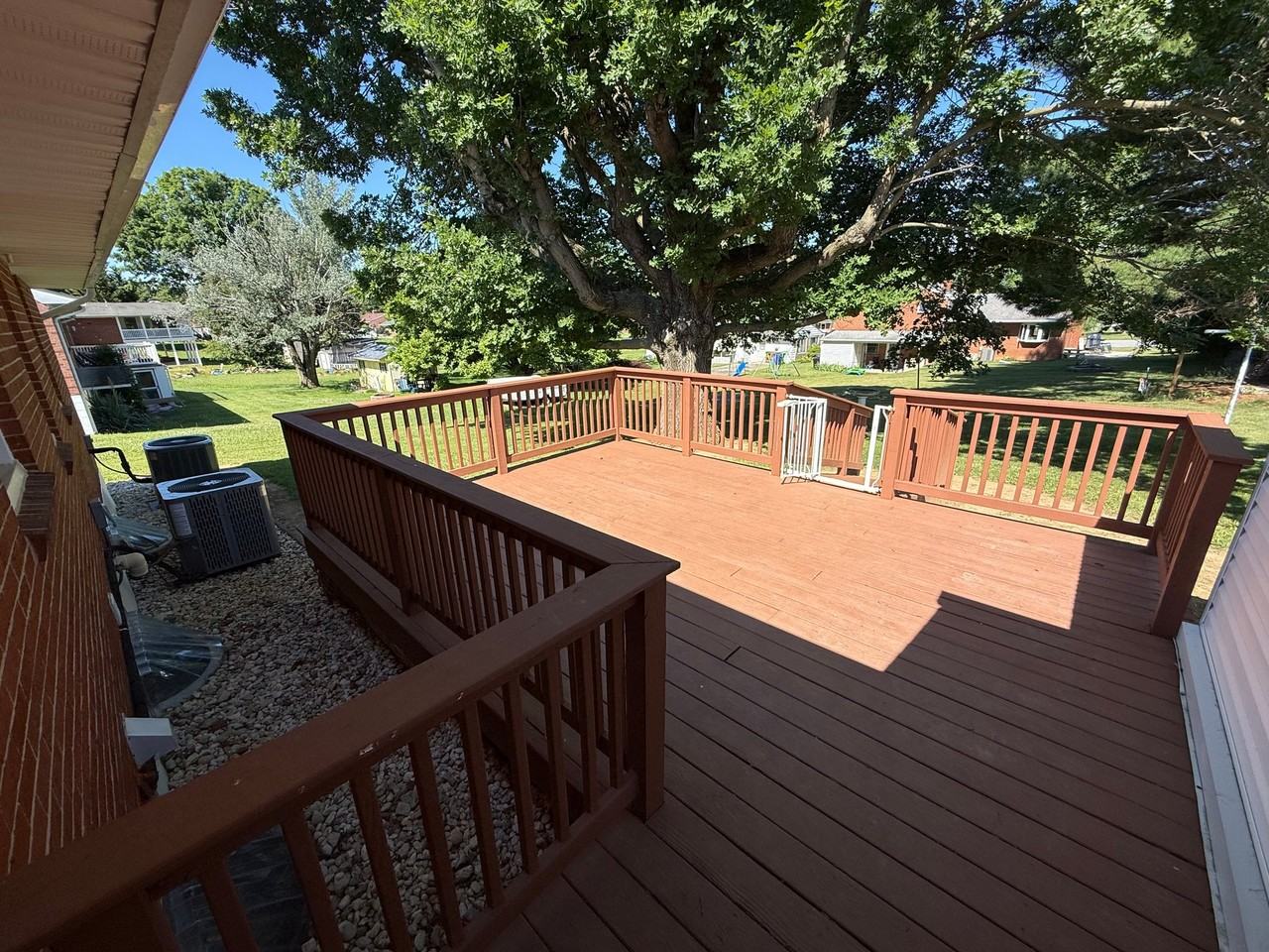 249 Daycotah Ave - Photo 7 of 38
