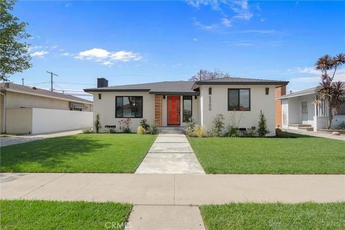 5300 E 28th St