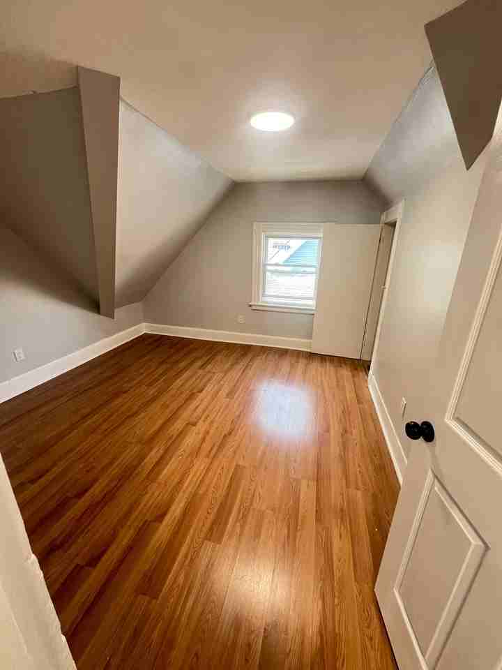 220 Sherman Ave #02 - Photo 6 of 6