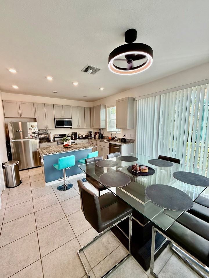 34225 Rogallo Ln - Photo 6 of 20