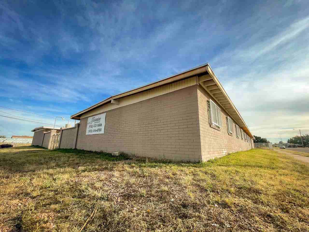 4426 Moonlight Ave #NO2 - Photo 2 of 16