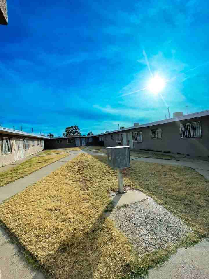 4426 Moonlight Ave #NO2 - Photo 3 of 16