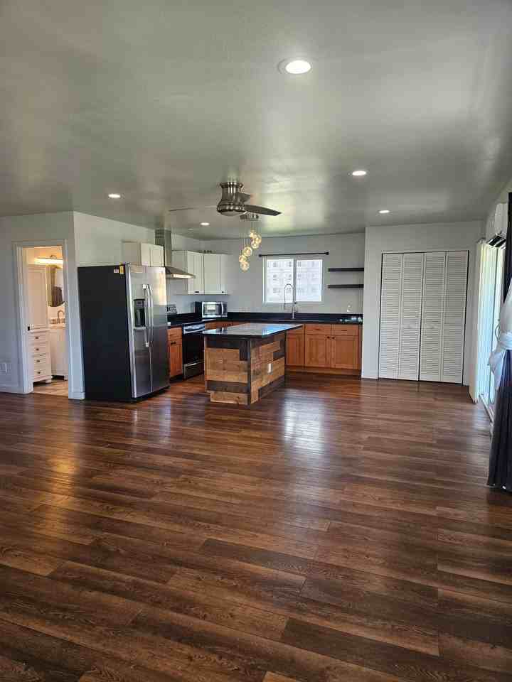 22 Alehela Pl #A - Photo 3 of 17